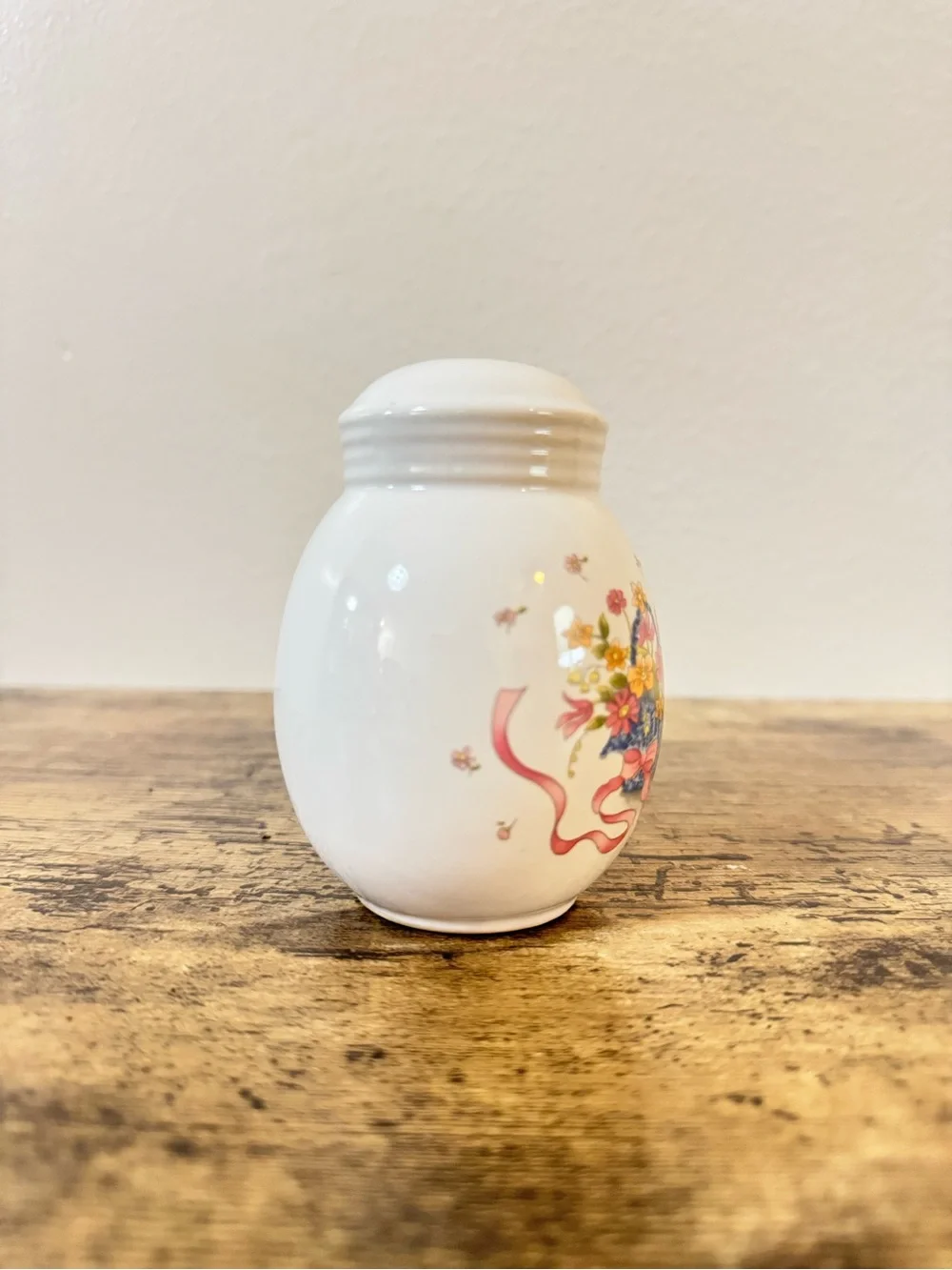 Floral Basket Ceramic Salt & Pepper Shakers |Set of 2